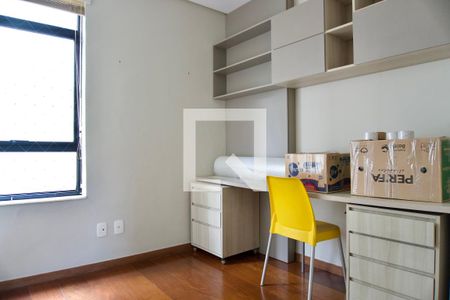 Apartamento à venda com 3 quartos, 150m² em Sion, Belo Horizonte