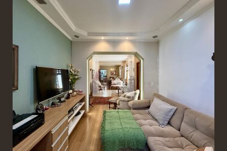 Sala  de casa à venda com 3 quartos, 220m² em Vila Congonhas, São Paulo