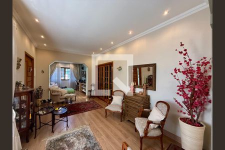 Sala  de casa à venda com 3 quartos, 220m² em Vila Congonhas, São Paulo