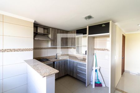 Cozinha e Área de Serviço de apartamento à venda com 2 quartos, 124m² em Cristal, Porto Alegre
