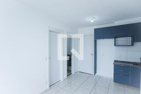 Sala, cozinha e área de serviço de apartamento para alugar com 2 quartos, 39m² em Vila Pirituba, São Paulo