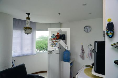 Cozinha de apartamento para alugar com 2 quartos, 99m² em Barra da Tijuca, Rio de Janeiro