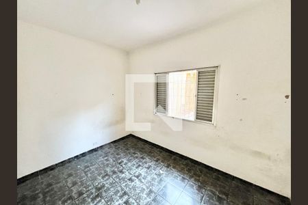 Quarto 1 de casa para alugar com 2 quartos, 170m² em Vila Santa Maria, São Paulo