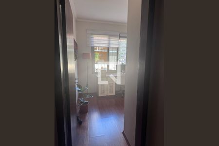 Foto 32 de casa à venda com 3 quartos, 212m² em Jardim Sabará, Porto Alegre