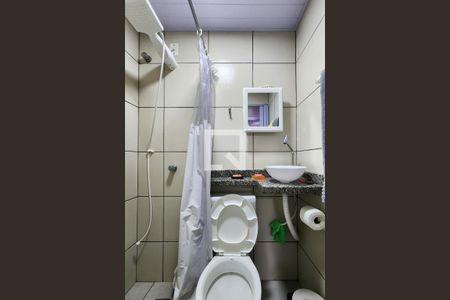 Banheiro  de kitnet/studio para alugar com 1 quarto, 12m² em Imperial de São Cristóvão, Rio de Janeiro
