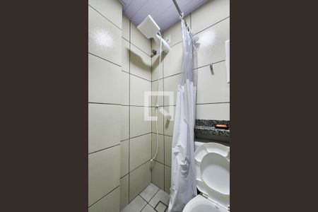 Banheiro  de kitnet/studio para alugar com 1 quarto, 12m² em Imperial de São Cristóvão, Rio de Janeiro