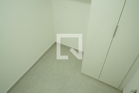 Quarto 1 de apartamento para alugar com 2 quartos, 40m² em Vila Carrão, São Paulo