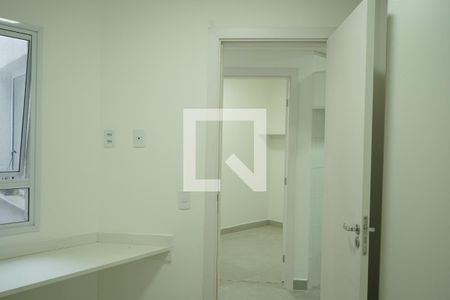 Quarto 2 de apartamento para alugar com 2 quartos, 40m² em Vila Carrão, São Paulo