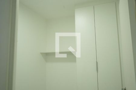 Quarto 1 de apartamento para alugar com 2 quartos, 40m² em Vila Carrão, São Paulo