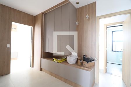 Hall dos Quartos de apartamento para alugar com 4 quartos, 225m² em Jardim Karaíba, Uberlândia