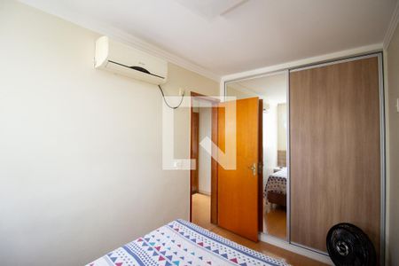 Quarto 1 de apartamento à venda com 3 quartos, 55m² em Cabral, Contagem