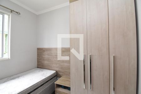 Quarto 2 de apartamento para alugar com 3 quartos, 64m² em Santa Cândida, Curitiba