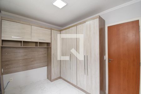 Quarto 1 de apartamento para alugar com 3 quartos, 64m² em Santa Cândida, Curitiba