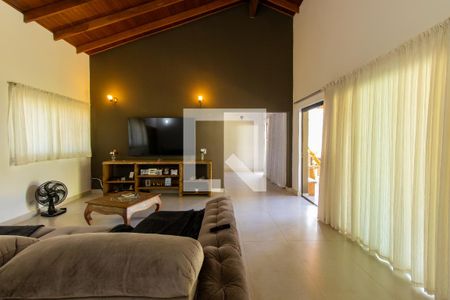 Sala de casa de condomínio para alugar com 4 quartos, 298m² em Granja Viana Ii, Cotia