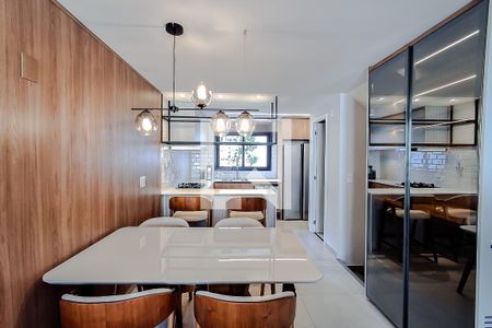 Sala de casa de condomínio à venda com 2 quartos, 152m² em Vila Mariana, São Paulo