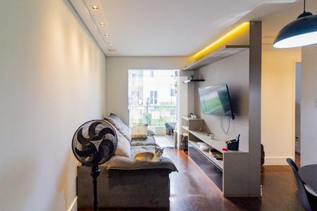 Sala de apartamento para alugar com 3 quartos, 75m² em Vila Inglesa, São Paulo