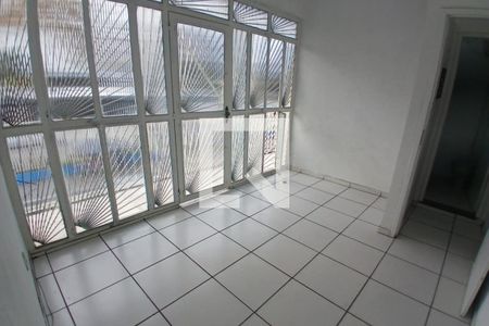 Studio de casa para alugar com 3 quartos, 70m² em Vila Sarapui, Duque de Caxias