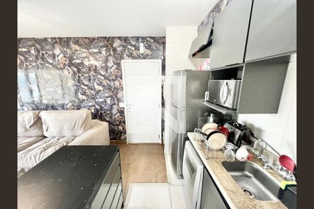 Sala/Cozinha de apartamento à venda com 2 quartos, 60m² em Jardim São Paulo, São Paulo
