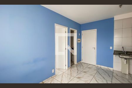 Sala de apartamento para alugar com 2 quartos, 33m² em Vila Pierina, São Paulo