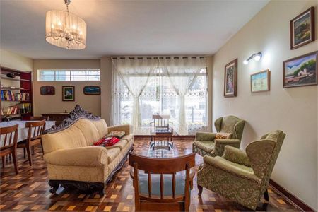 Casa à venda com 4 quartos, 249m² em Campo Belo, São Paulo