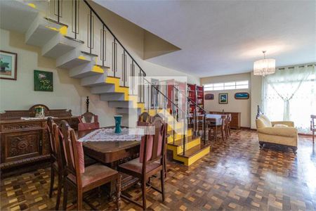 Casa à venda com 4 quartos, 249m² em Campo Belo, São Paulo