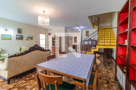 Casa à venda com 4 quartos, 249m² em Campo Belo, São Paulo