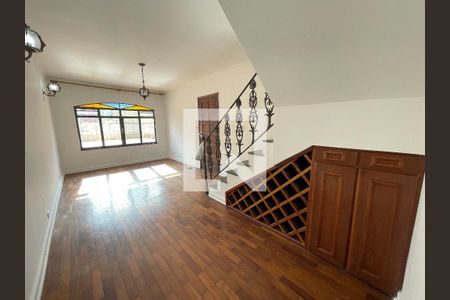Sala de casa à venda com 4 quartos, 200m² em Jardim Esmeralda, São Paulo