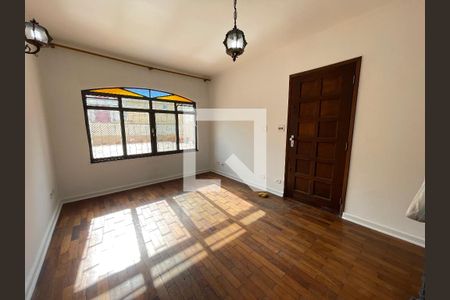 Casa à venda com 4 quartos, 200m² em Jardim Esmeralda, São Paulo