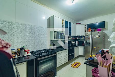 Casa à venda com 4 quartos, 370m² em Vila Guarani (zona Sul), São Paulo