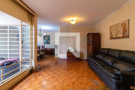 Casa à venda com 3 quartos, 193m² em Vila Campo Grande, São Paulo