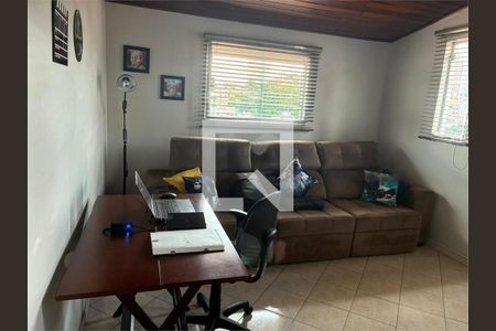 Casa à venda com 4 quartos, 124m² em Penha de França, São Paulo