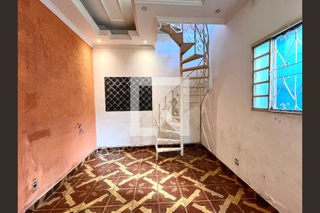 Casa para alugar com 3 quartos, 22133m² em Lagoinha Leblon, Belo Horizonte