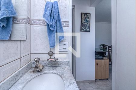 banheiro social_4 de apartamento para alugar com 2 quartos, 58m² em Jardim Celeste, São Paulo