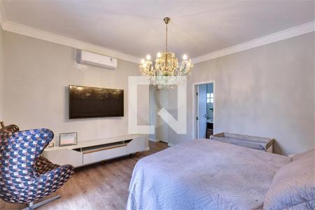 Casa à venda com 5 quartos, 200m² em Santo Amaro, São Paulo