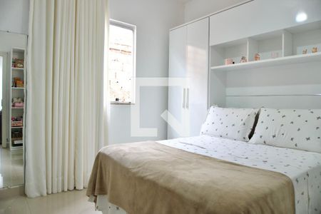 Casa à venda com 2 quartos, 351m² em Santa Tereza, Belo Horizonte