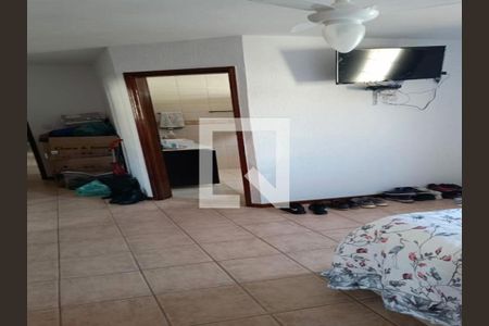 Casa à venda com 4 quartos, 140m² em Vila Londrina, São Paulo