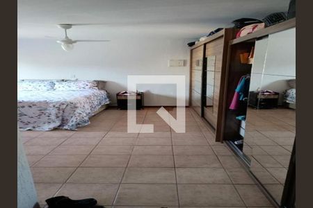 Casa à venda com 4 quartos, 140m² em Vila Londrina, São Paulo