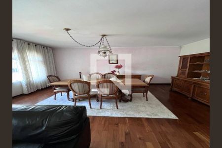 Casa à venda com 3 quartos, 320m² em Vila Mazzei, São Paulo