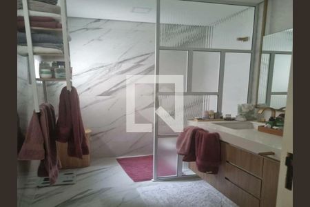 Casa à venda com 3 quartos, 300m² em Vila Ré, São Paulo