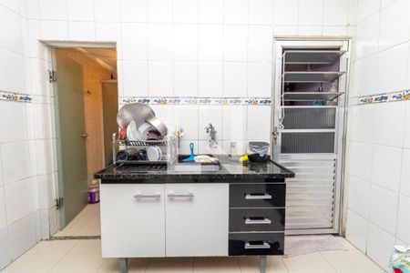 Cozinha de casa para alugar com 3 quartos, 80m² em Jardim Brasil (zona Norte), São Paulo