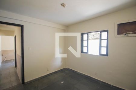 Quarto 1 de casa para alugar com 2 quartos, 70m² em Tenente Jardim, São Gonçalo