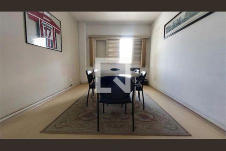 Casa à venda com 4 quartos, 400m² em Vila Alexandria, São Paulo