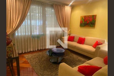 Casa à venda com 3 quartos, 150m² em Vila Sao Paulo, São Paulo