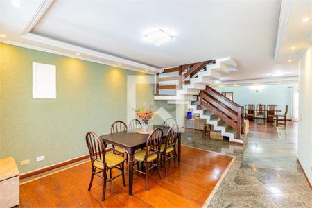 Casa à venda com 4 quartos, 276m² em Vila Anhanguera, São Paulo