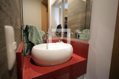 Banheiro de apartamento para alugar com 3 quartos, 126m² em Vila Scarpelli, Santo André