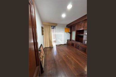 Apartamento à venda com 4 quartos, 320m² em Icaraí, Niterói