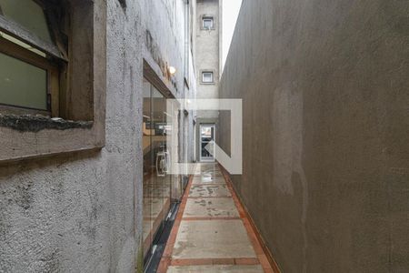 Corredor de casa para alugar com 3 quartos, 375m² em Jardim Santa Maria, São Paulo