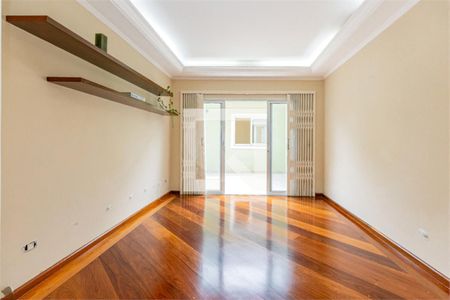 Casa à venda com 3 quartos, 170m² em Chácara Santo Antônio (Zona Sul), São Paulo