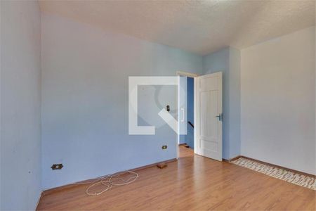 Casa à venda com 3 quartos, 160m² em Jardim Sabara, São Paulo