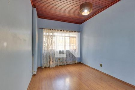 Casa à venda com 3 quartos, 160m² em Jardim Sabara, São Paulo